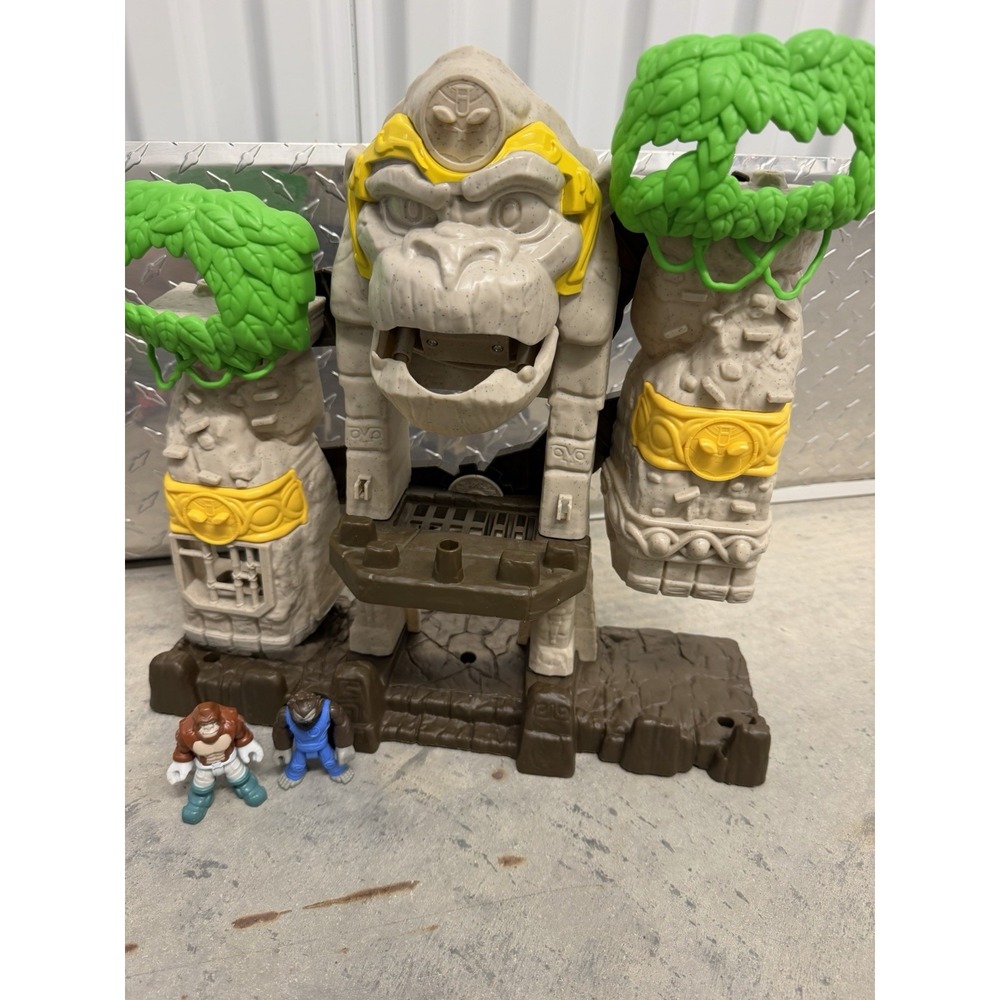 Imaginext Gorilla Fortress GYX00 Fisher Price 2023 Playset w/ 2 Figures